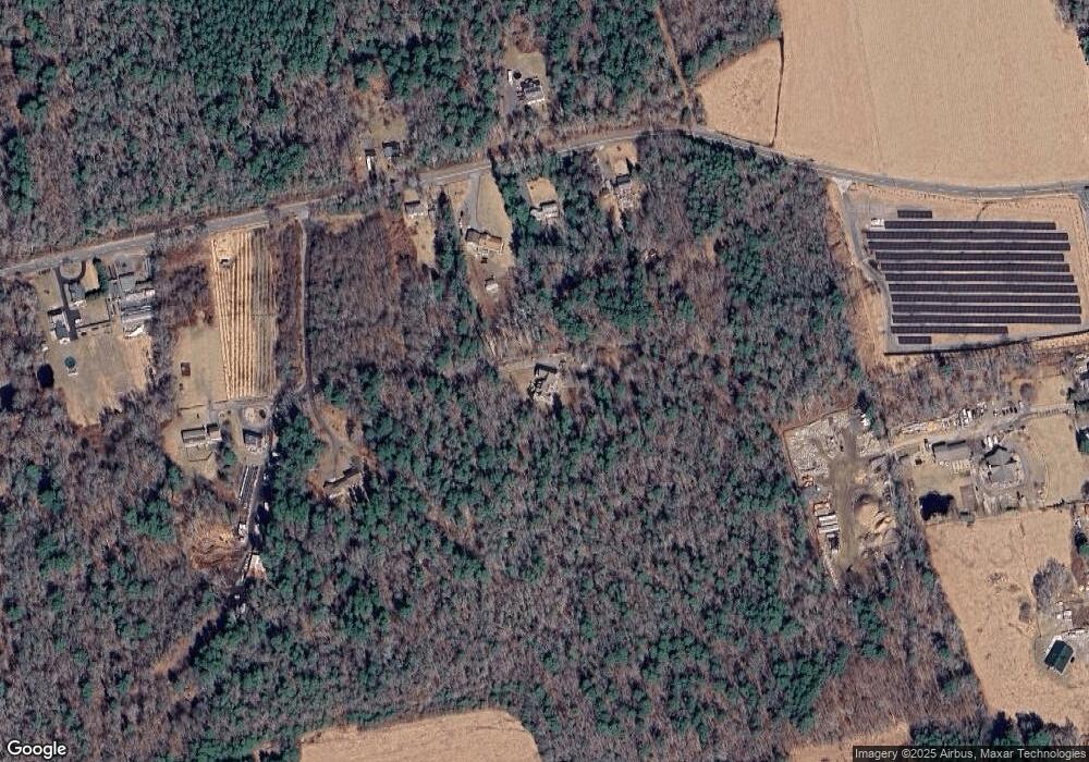 86 Robinson Rd, Acushnet, MA 02743 - photo 1