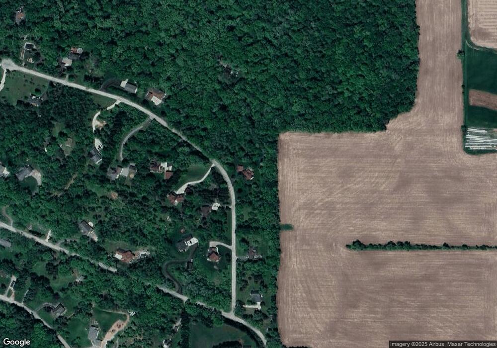 532 Echo Valley Rd, Brooklyn, WI 53521 - photo 1