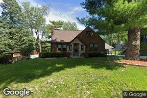 6423 Carpenter Ave, Windsor Heights, IA 50324