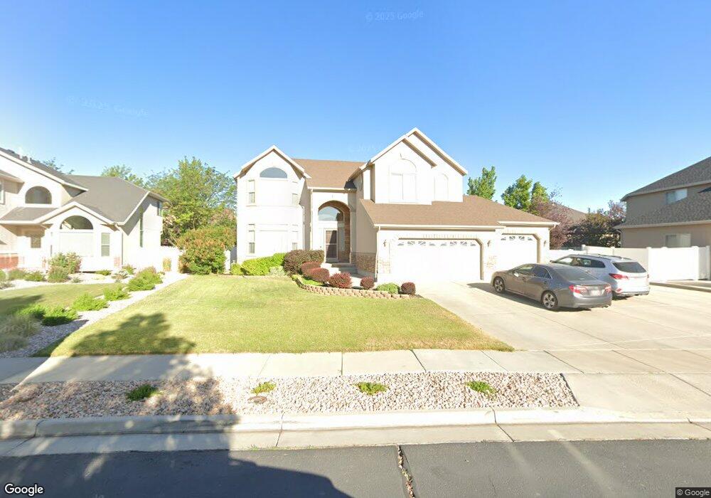 10254 Locust Ridge Ct, South Jordan, UT 84095 - photo 1
