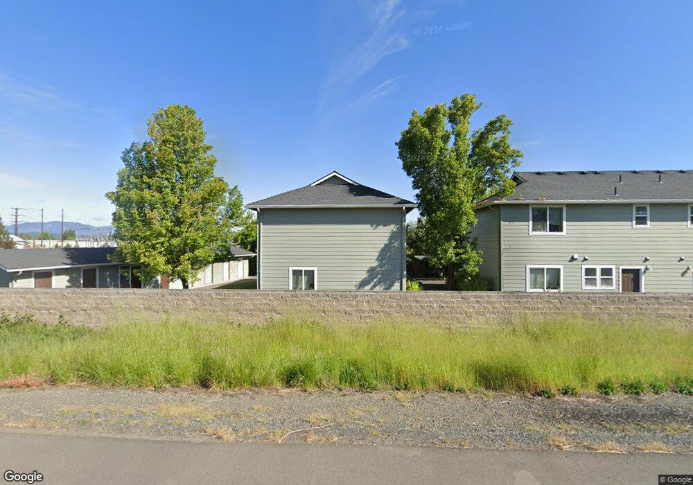 359 Pardee Ln, Grants Pass, OR 97527 - photo 1