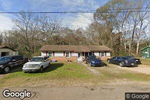 102 Lee St, Hazlehurst, MS 39083