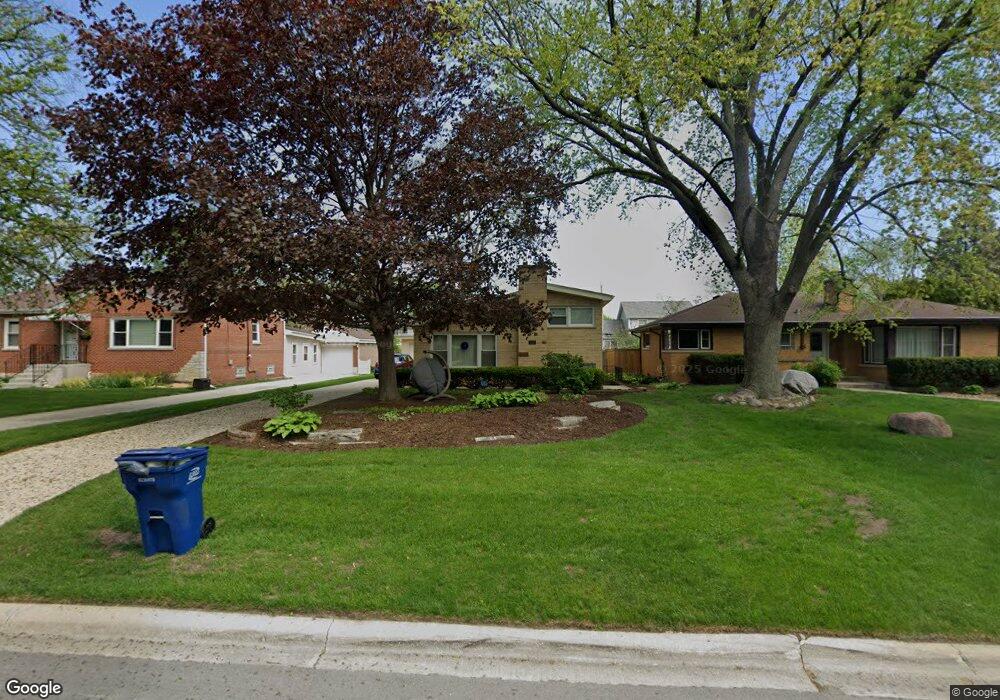 1211 Pershing Ave, Wheaton, IL 60189 - photo 1