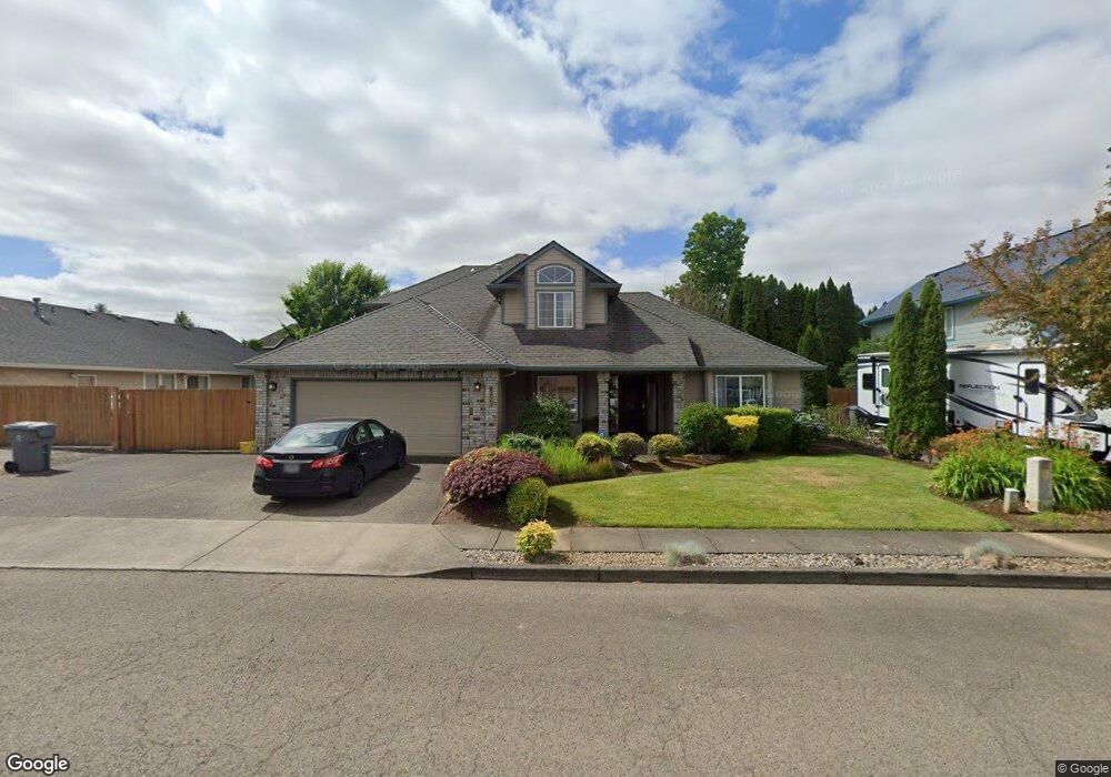 1423 SE 12th Loop, Canby, OR 97013 - photo 1