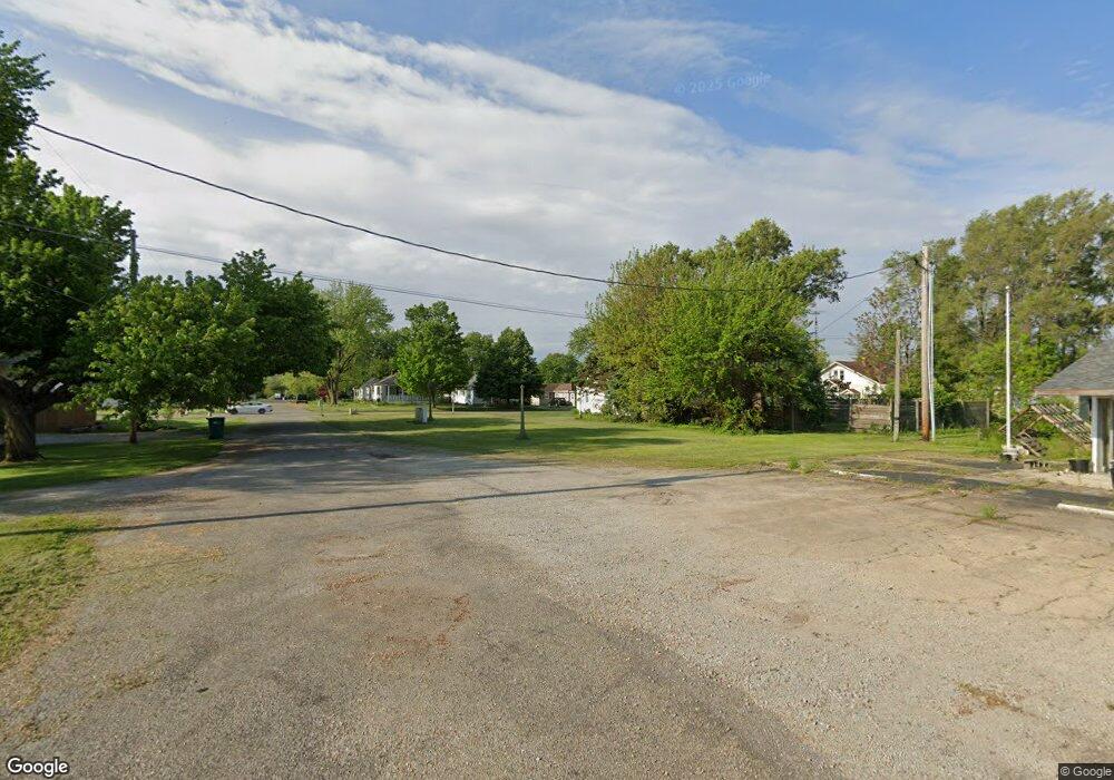 23 23rd St, Mattoon, IL 61938 - photo 1