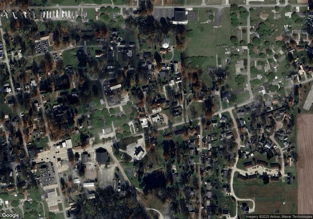 318 13th St, Covington, IN 47932 - photo 1