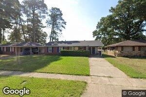 926 Pine Tree Dr, Shreveport, LA 71106