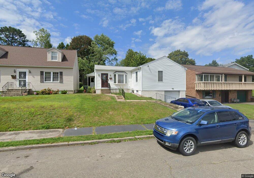 674 Penn St, West Hazleton, PA 18202 - photo 1