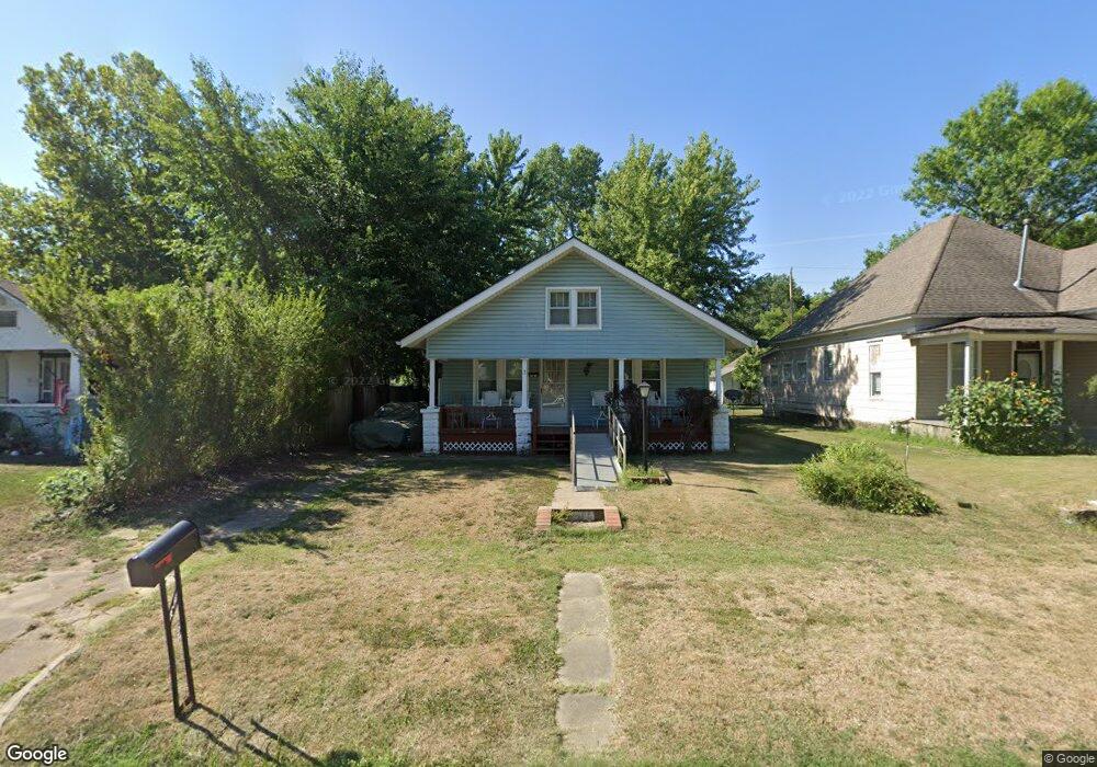 1310 Chess Ave, Parsons, KS 67357 - photo 1
