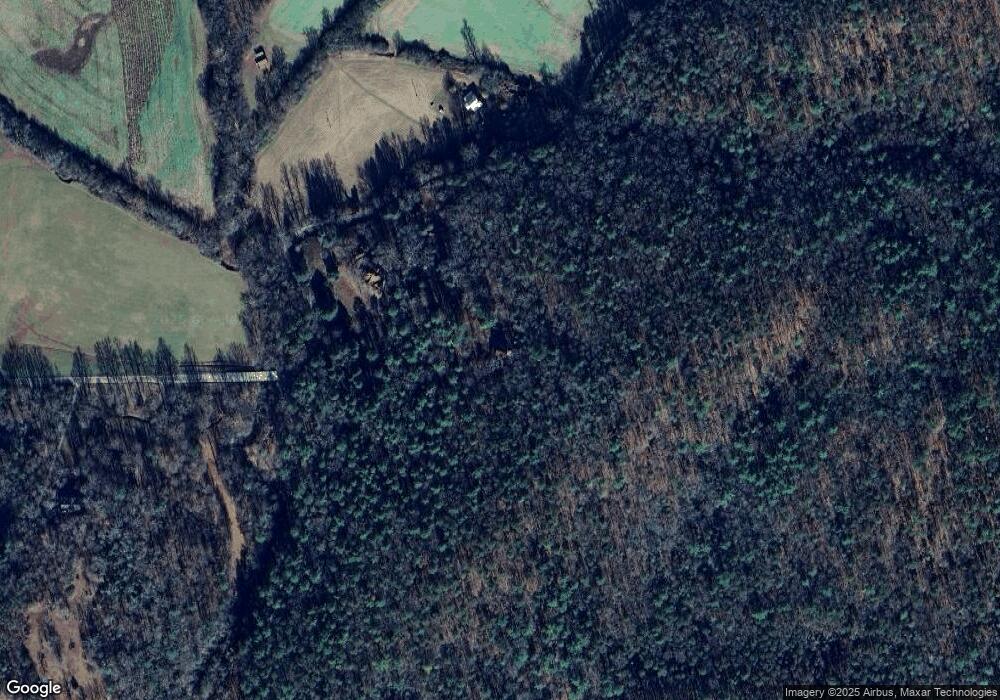 304 Manor Dr, Sautee Nacoochee, GA 30571 - photo 1