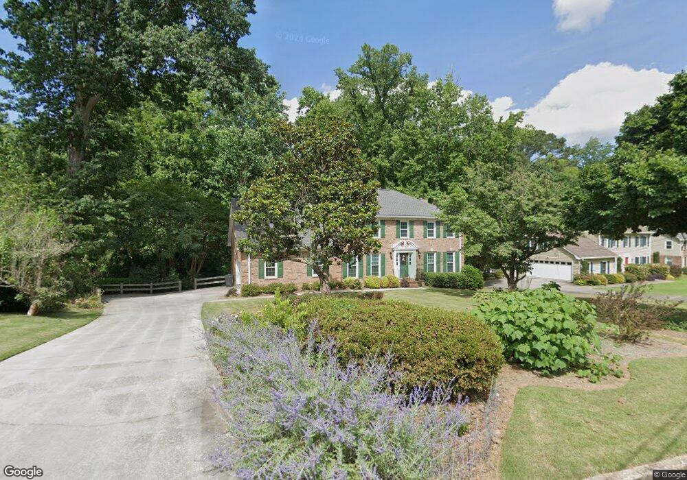 280 Hollyridge Dr, Roswell, GA 30076 - photo 1