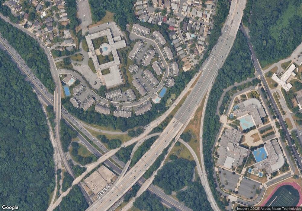 24040 Oak Park Dr, Little Neck, NY 11362 - photo 1