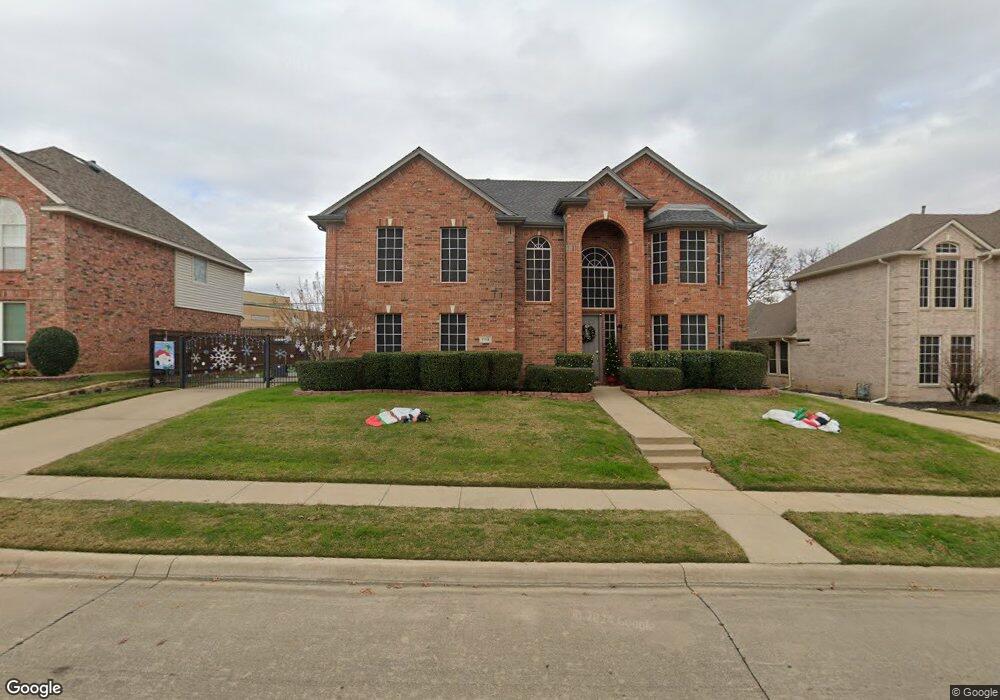 1113 Crestview Dr, Bedford, TX 76021 - photo 1