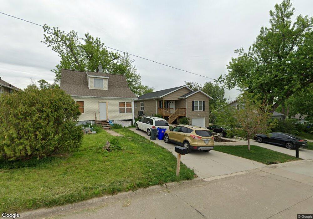 1258 20th Ave SW, Cedar Rapids, IA 52404 - photo 1