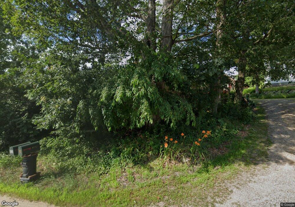 92 Meredith Center Rd, Meredith, NH 03253 - photo 1