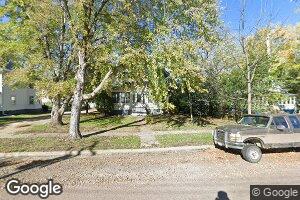 204 E Park Ave, Howard, SD 57349