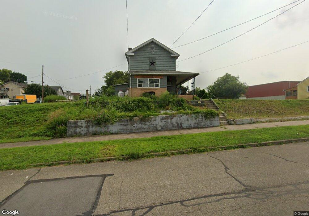 340 N Vine St, Berwick, PA 18603 - photo 1