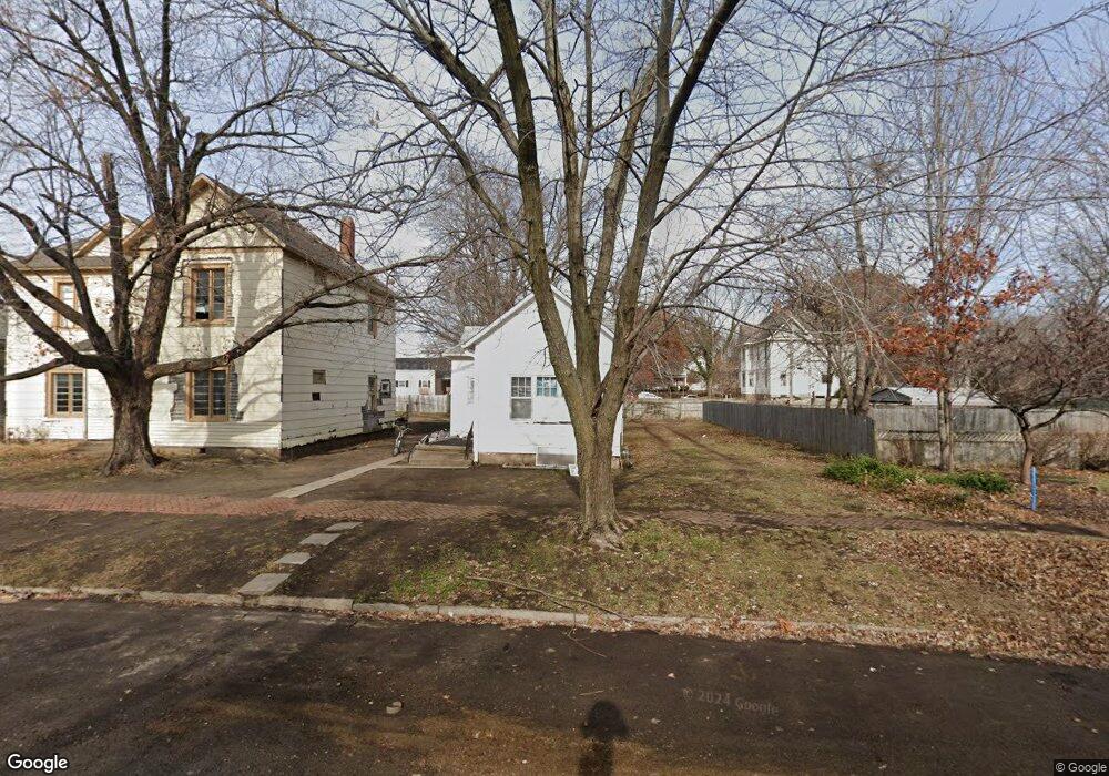 1523 Corning Ave, Parsons, KS 67357 - photo 1