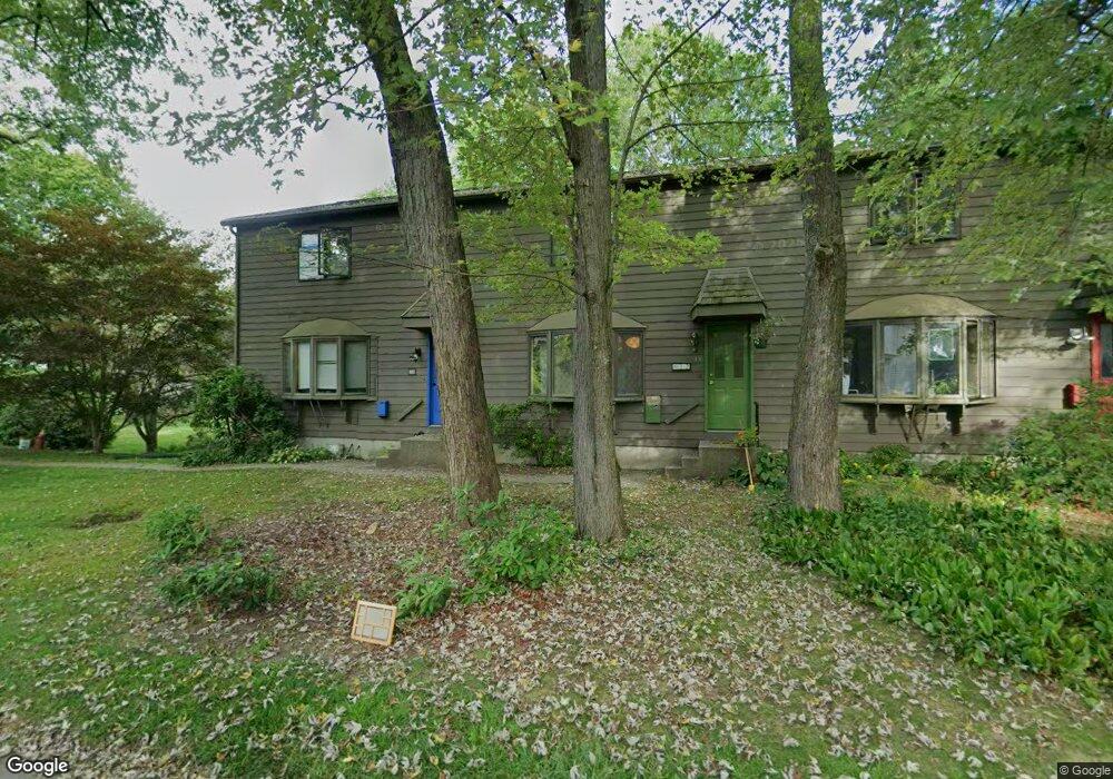 12 Henry St unit 2-1, Northampton, MA 01060 - photo 1