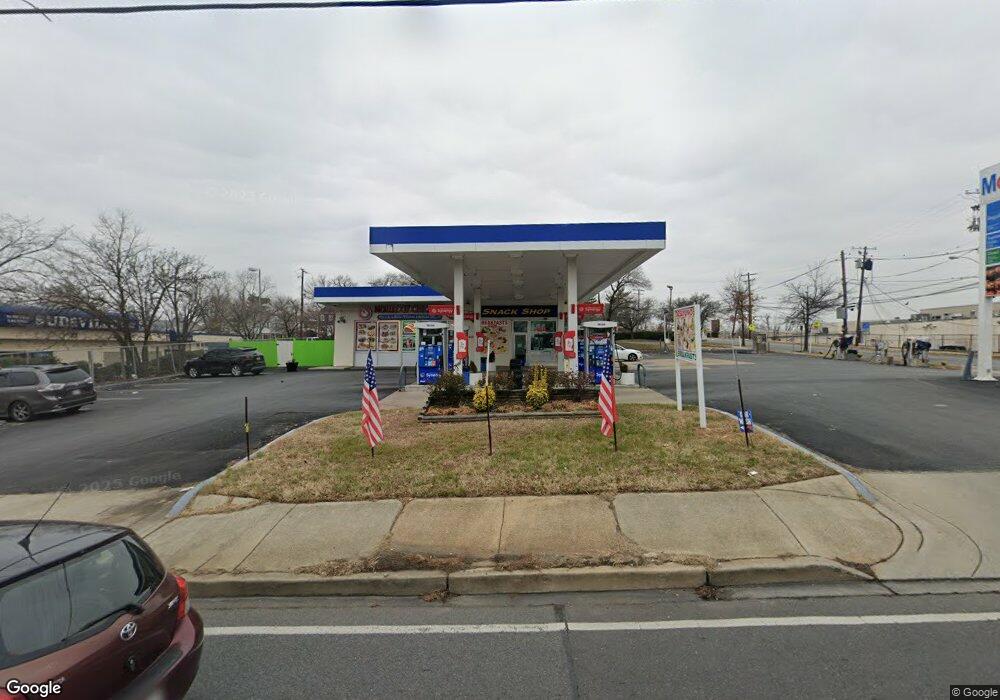 7460 Annapolis Rd, Hyattsville, MD 20784 - photo 1