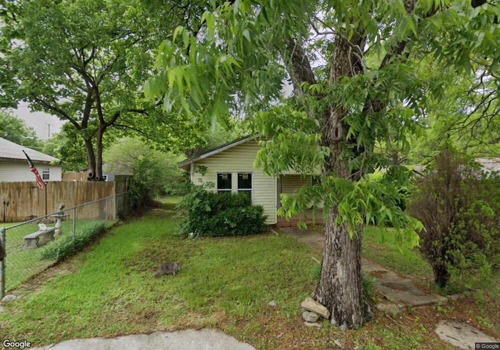 1105 C St NE, Ardmore, OK 73401 - photo 1