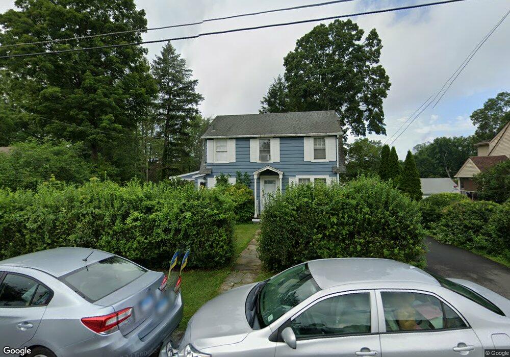 6 Rochambeau Ave, Ridgefield, CT 06877 - photo 1