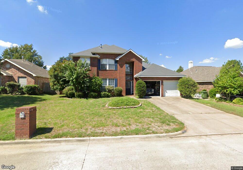 7921 Whispering Woods Ln, North Richland Hills, TX 76182 - photo 1