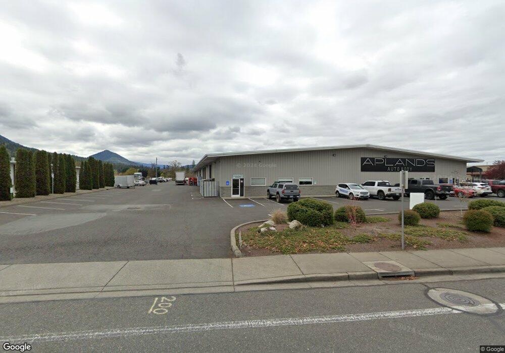 2163 NE Spalding Ave, Grants Pass, OR 97526 - photo 1