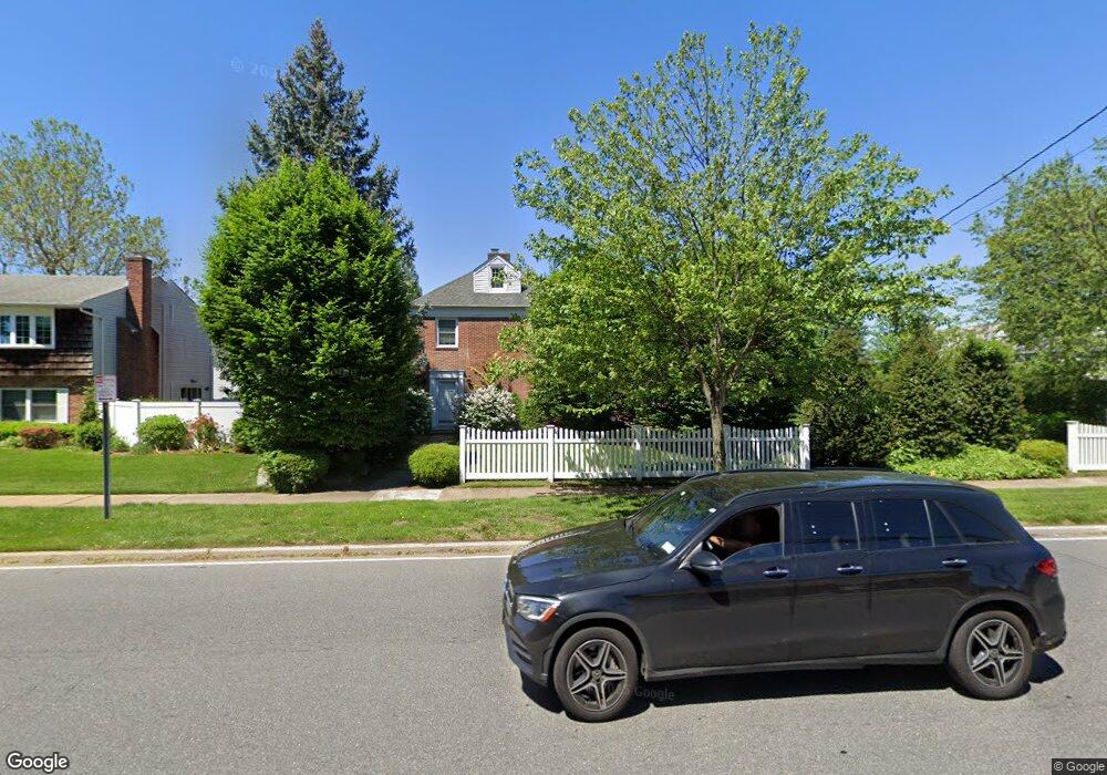 23 Westminster Rd, West Hempstead, NY 11552 - photo 1