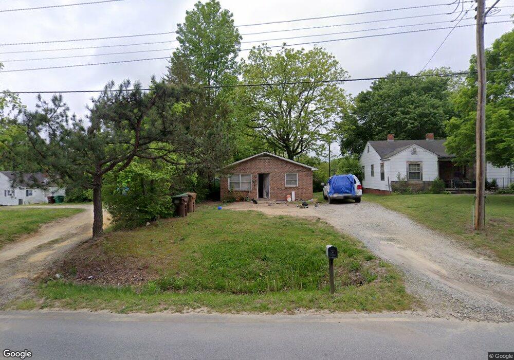 1020 Hickory Chapel Rd, High Point, NC 27260 - photo 1