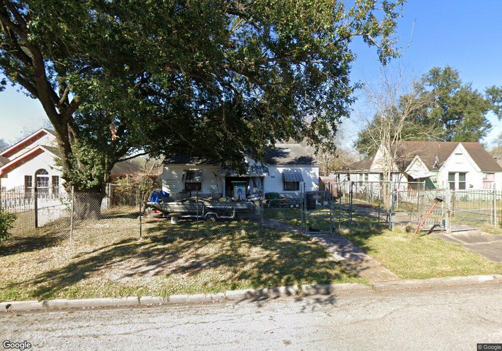 7011 Kinney St, Houston, TX 77087 - photo 1
