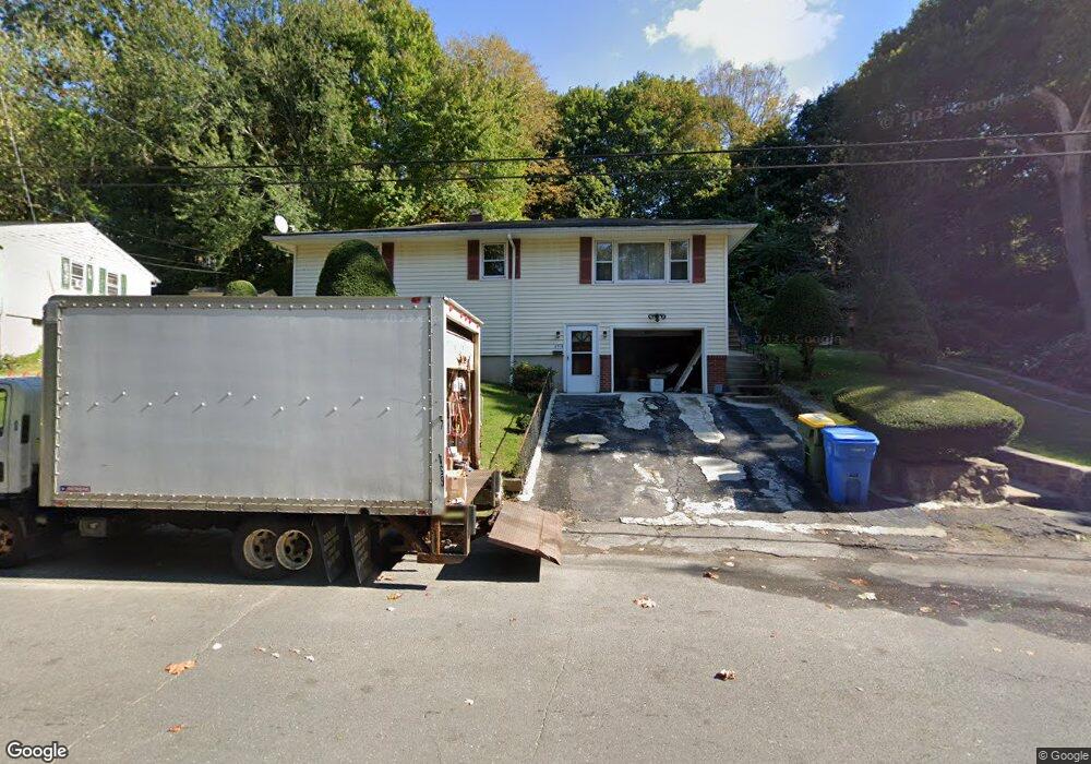 452 Waterville St, Waterbury, CT 06710 - photo 1