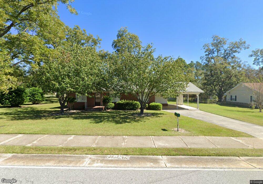 654 Grady St, Blackshear, GA 31516 - photo 1