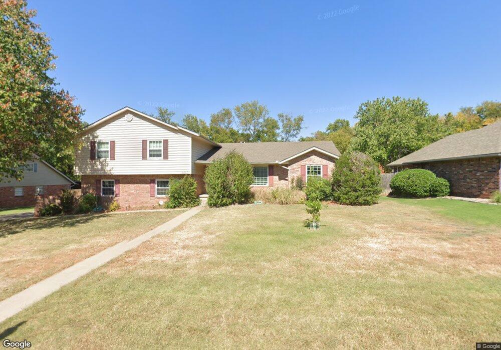 2510 Dorchester Dr, Bartlesville, OK 74006 - photo 1