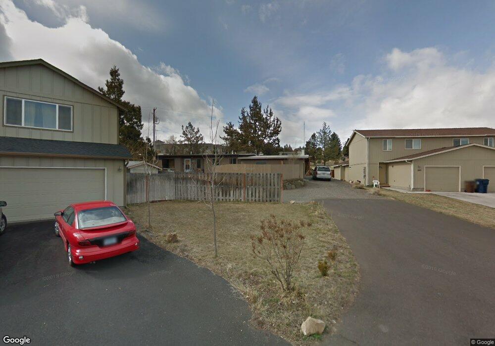 3142 SW Volcano Way, Redmond, OR 97756 - photo 1