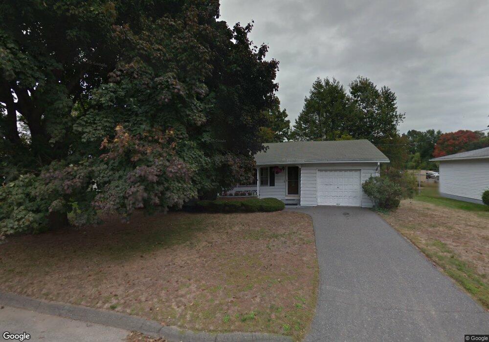 29 Rzasa Dr, Chicopee, MA 01013 - photo 1