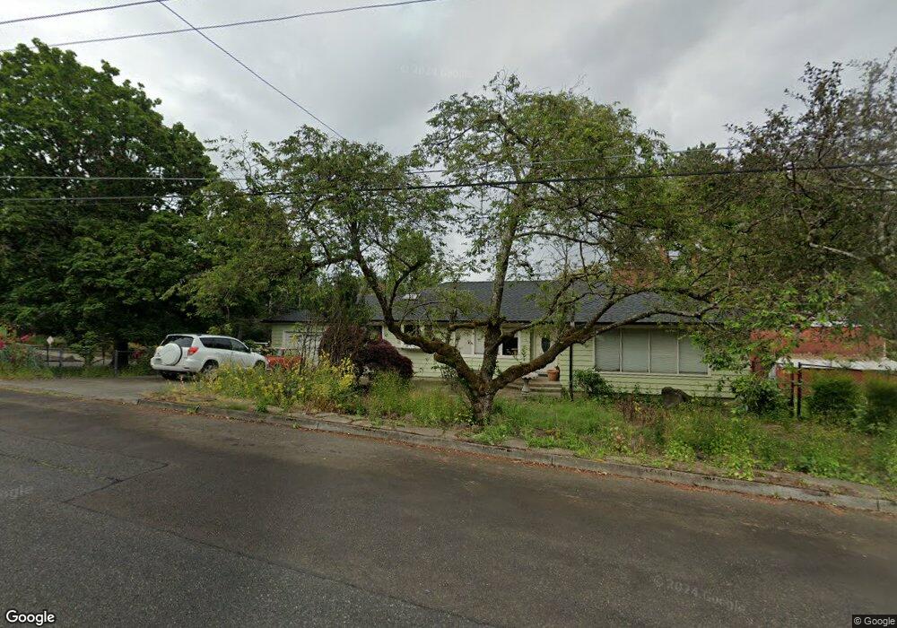 6208 SW Southview Place, Portland, OR 97219 - photo 1