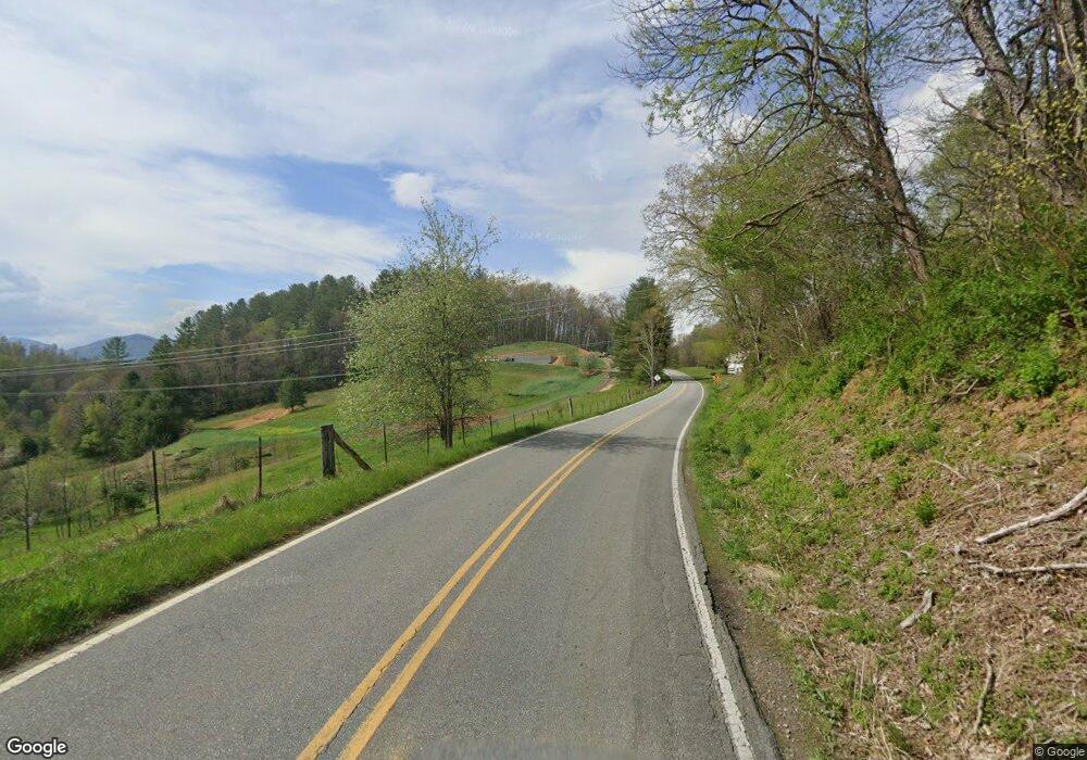 000 Phipps Creek Rd, Burnsville, NC 28714 - photo 1