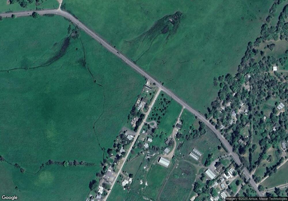 7607 Maple Ln, Central Point, OR 97502 - photo 1