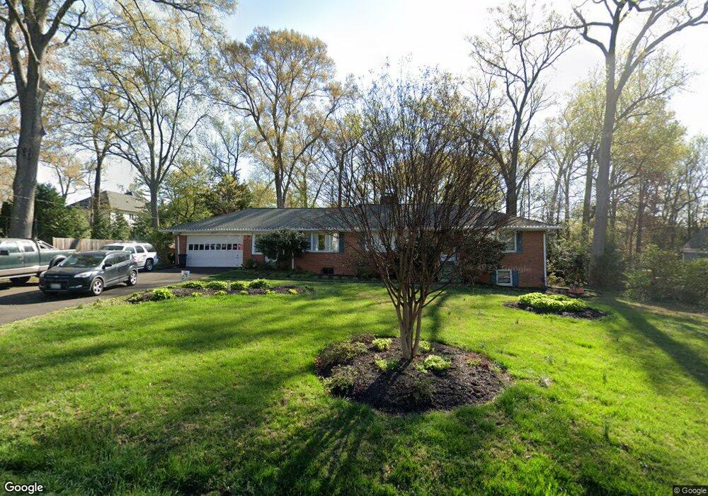 7725 Lee Ave, Alexandria, VA 22308 - photo 1