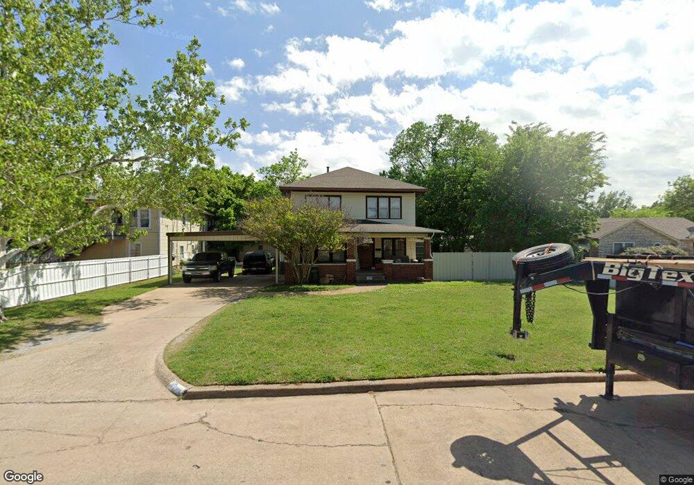 1106 W Spruce Ave, Duncan, OK 73533 - photo 1