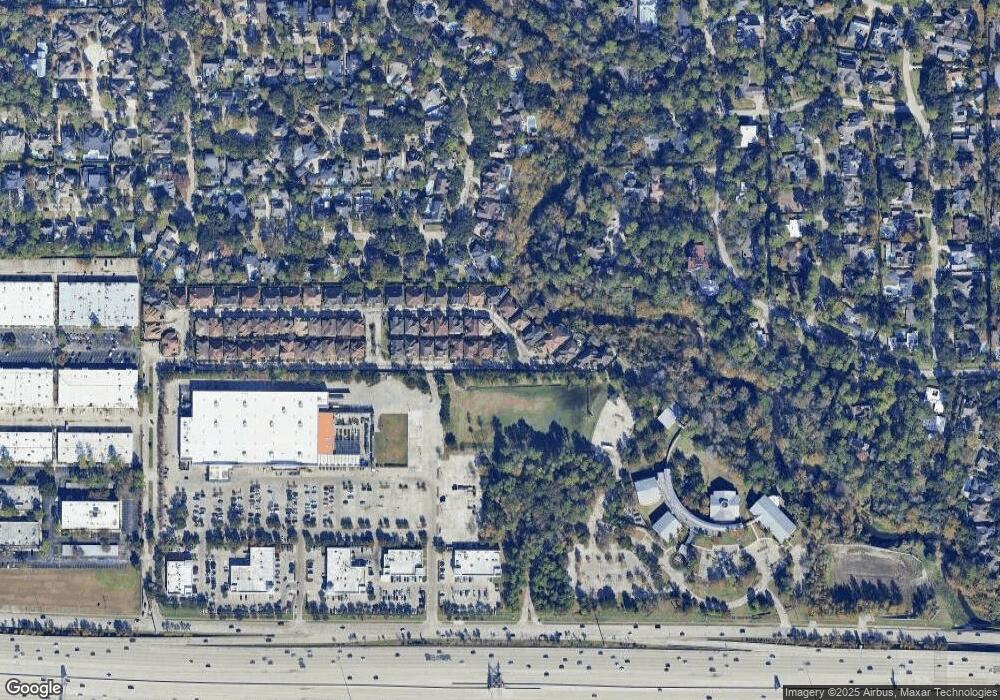 102 S Creekside Ct, Houston, TX 77055 - photo 1