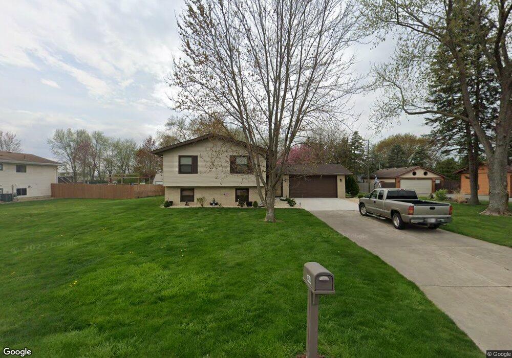 9248 Marquette St, Saint John, IN 46373 - photo 1