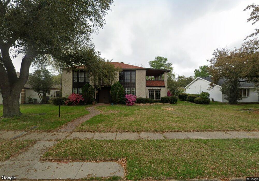 2210 21st St, Lake Charles, LA 70601 - photo 1