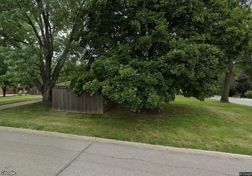 300 E Thornton Ave, Des Moines, IA 50315 - photo 1