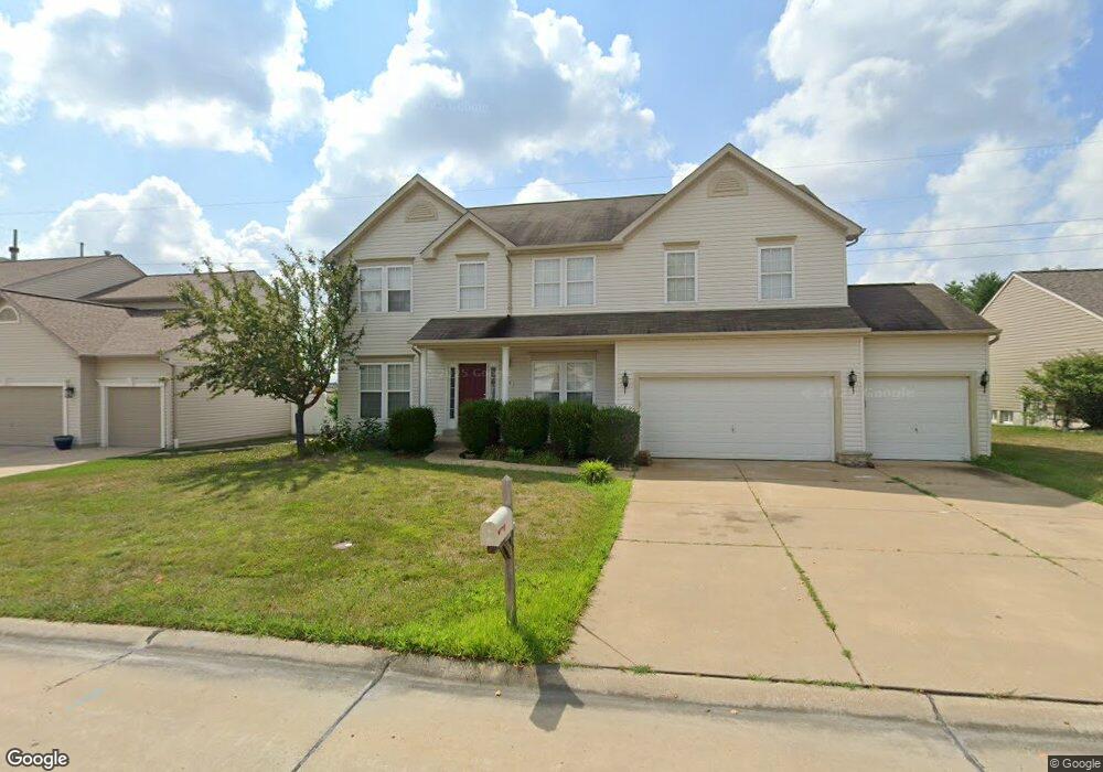 8106 Glen Arbor Dr, Lake Saint Louis, MO 63367 - photo 1