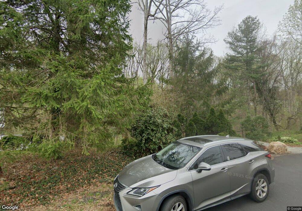 7005 River Oaks Dr, McLean, VA 22101 - photo 1