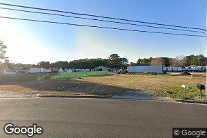 902 Johns Neck Rd, Weems, VA 22576