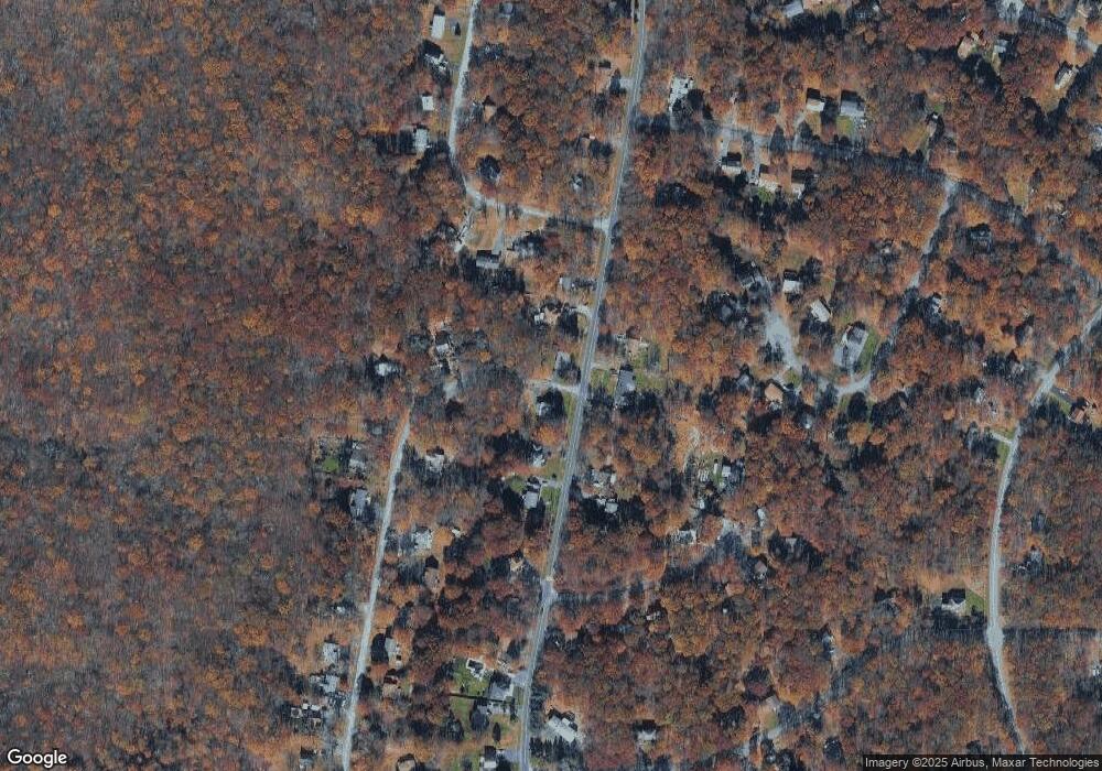 83 Gap View Cir, Pine Ridge, PA 18324 - photo 1