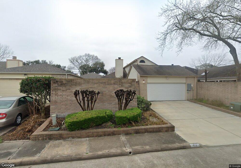 412 Towne Ct, Alvin, TX 77511 - photo 1